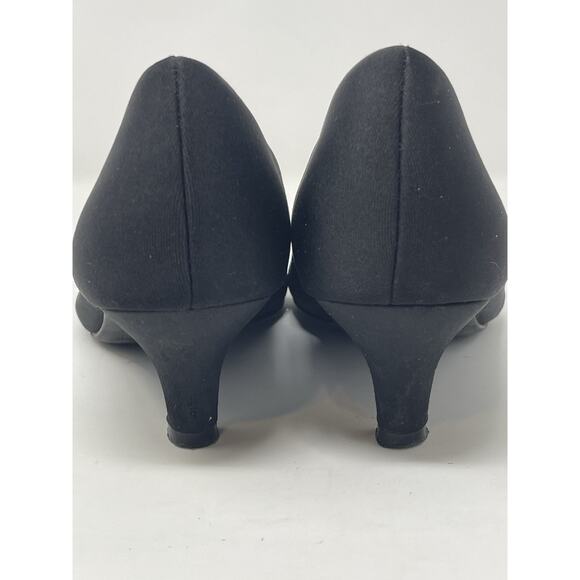 Coach and Four Women's Size 7 Almond Toe Heels Pump Black Shoes - Picture 4 of 13